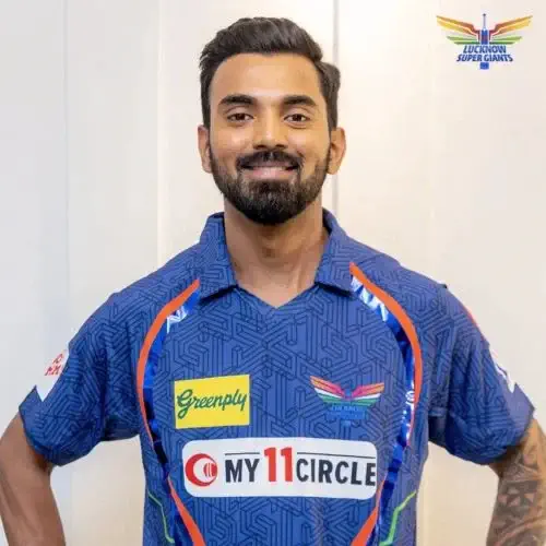 KL Rahul wears the new LSG jersey for IPL 2023 